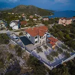 Villa Mia *